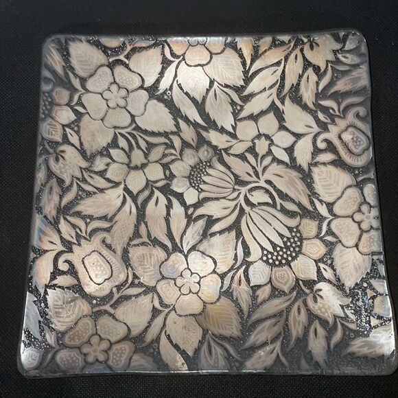 Vintage square dish with a floral print - Picture 2 of 5